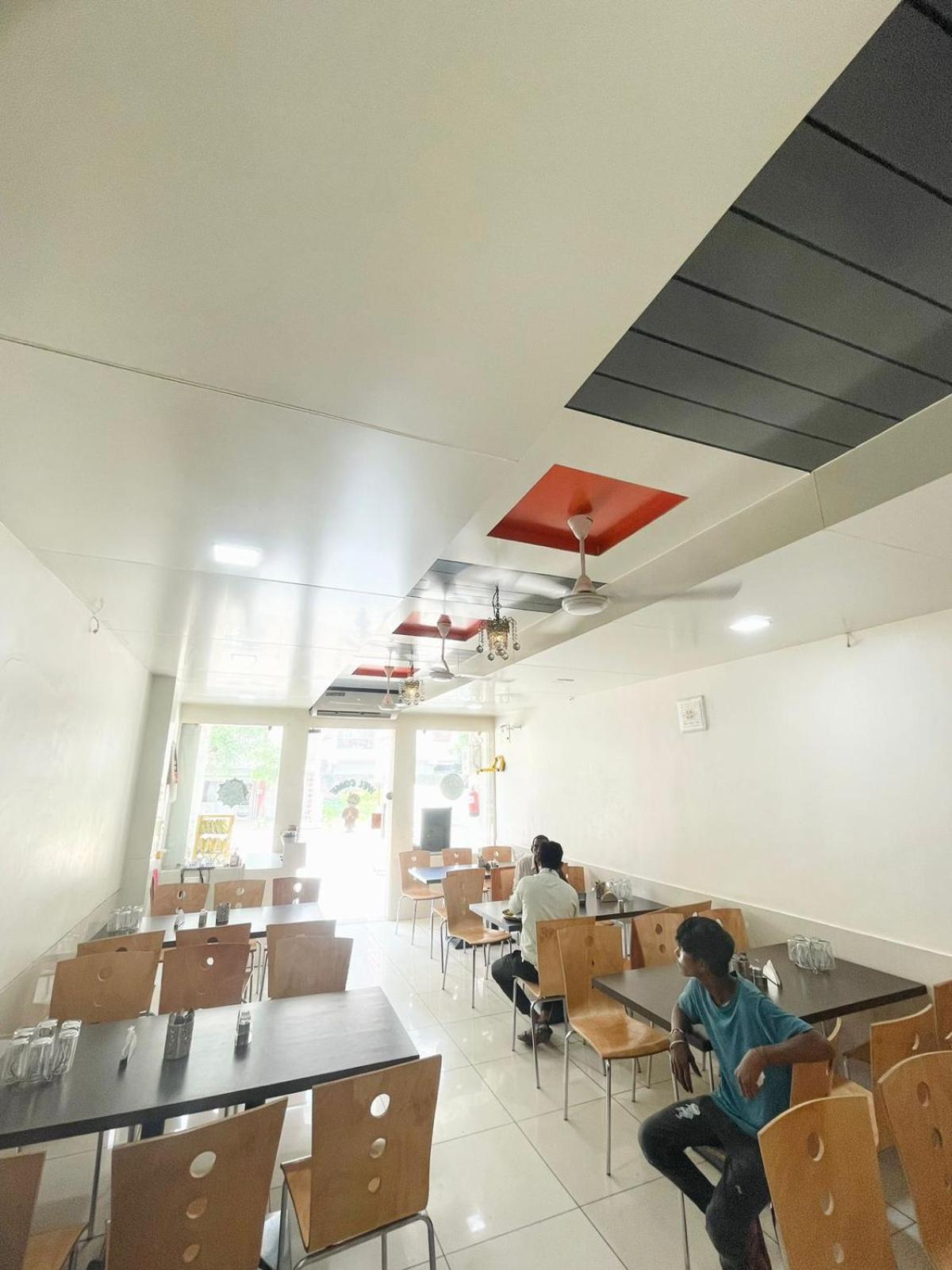 Hotel Rajdhani And Guest House Gujarat - Best Family Hotel In Halol Near Pavagadh And Halol Gidc Exteriör bild